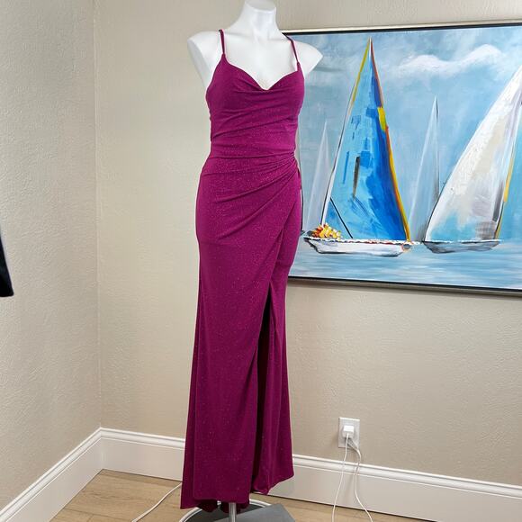 Cinderella Divine Formal Magenta Sparkle Lace-up back size 2 - Picture 3 of 8